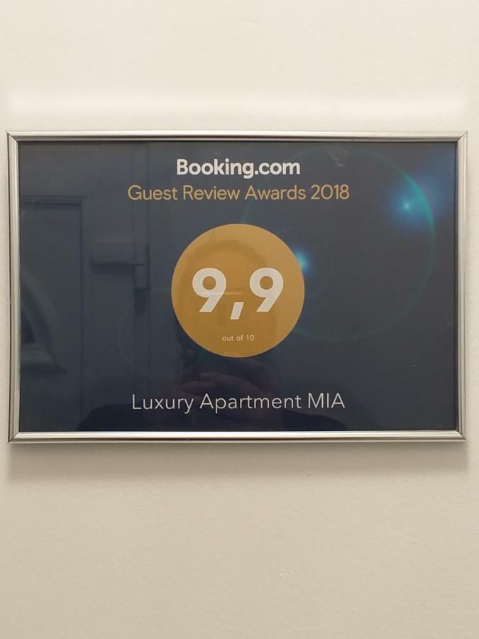 Luxury Mia *